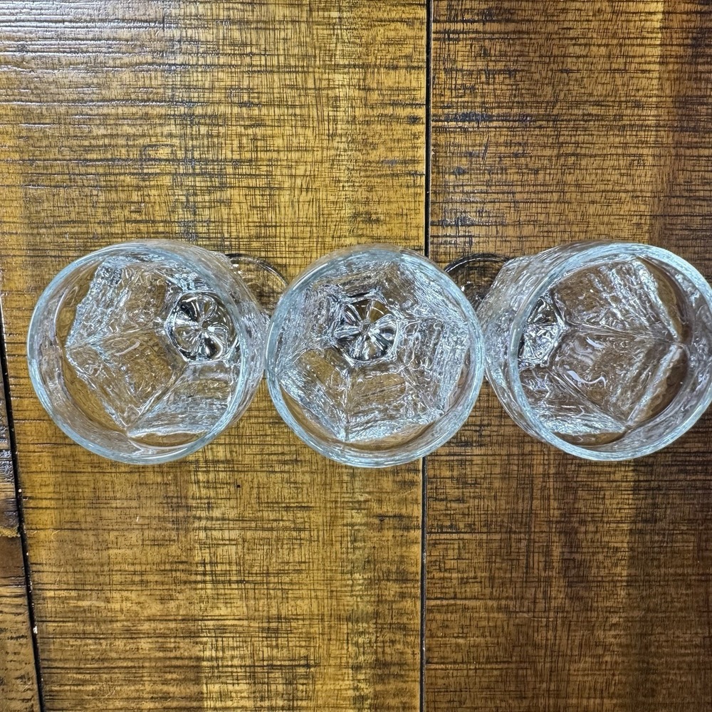 Vintage Libbey 6.75" Chivalry Clear Textured Glass Champagne Flutes Set of 3 - Picture 2 of 5